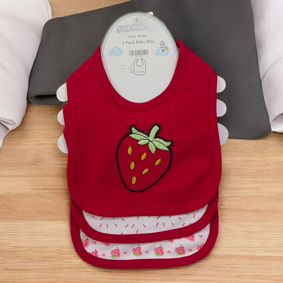 AC304 0 to 6 Months Bibs Pack of 3