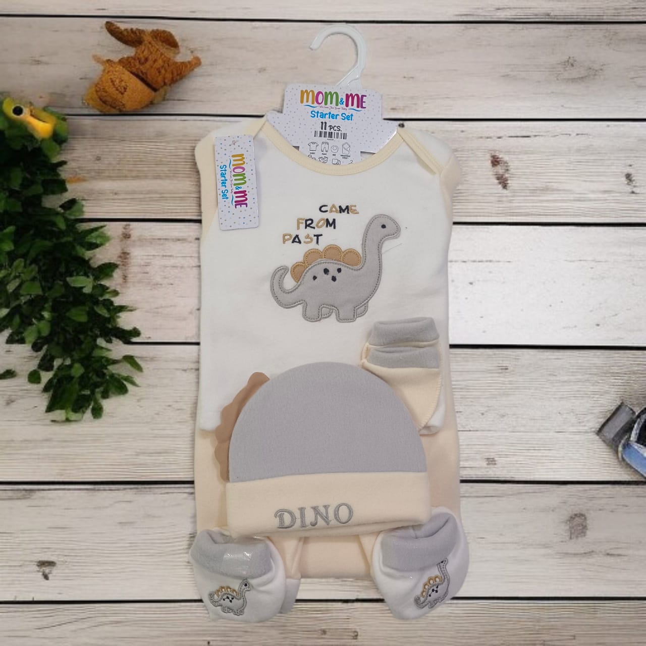 CNW1120 Winter Fleece Newborn Starter Set 11 Pcs